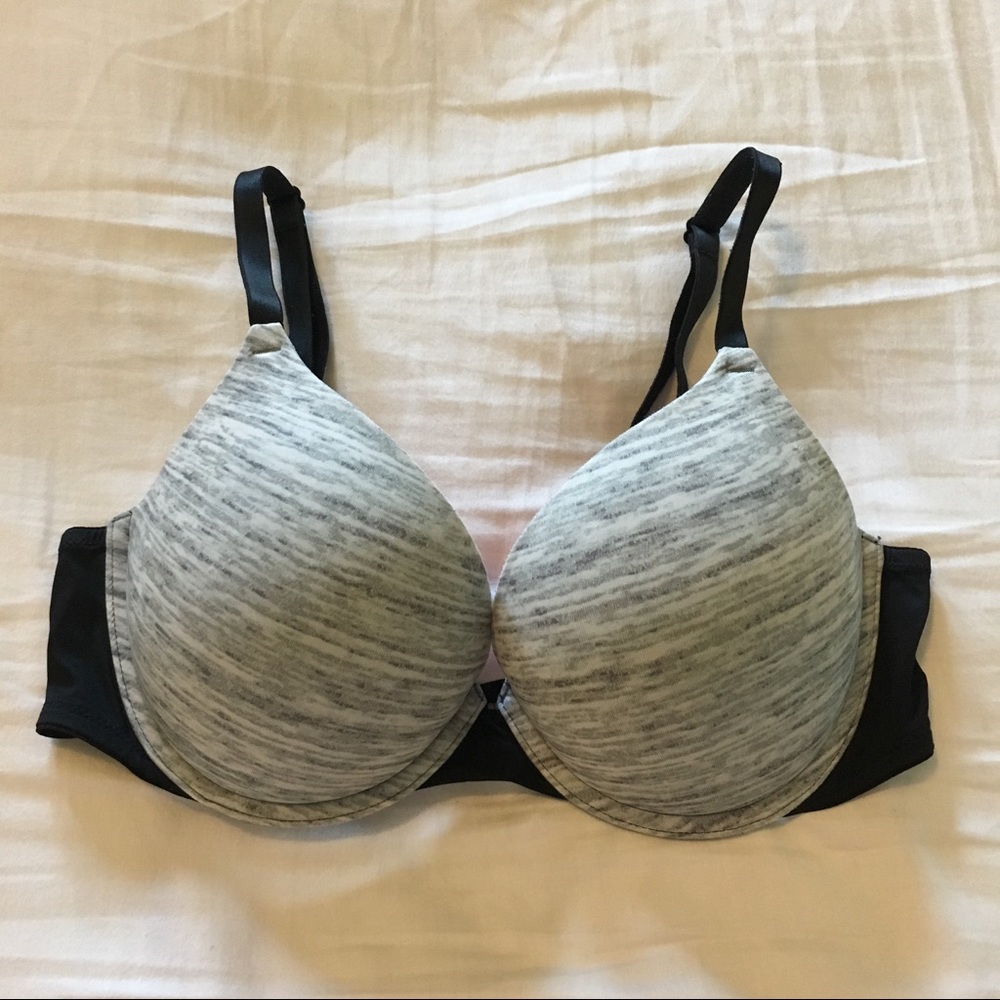 VS Pink push-up bra